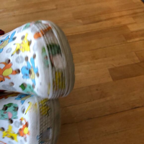 Crocs Pokemon Pikachu Classic Kids Clog Size C 7 - Picture 6 of 8